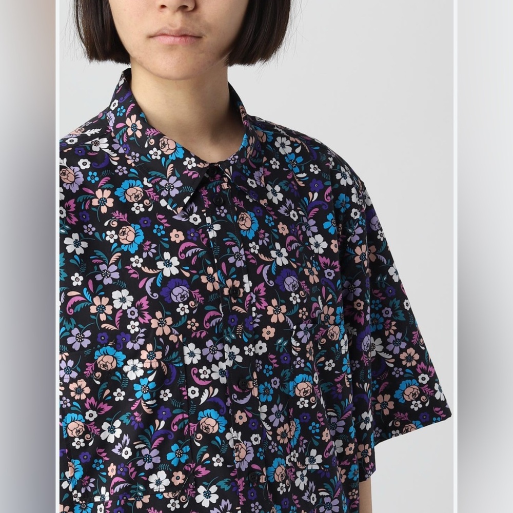 Off White Floral Graphic Print Button Down Short Sleeve Top